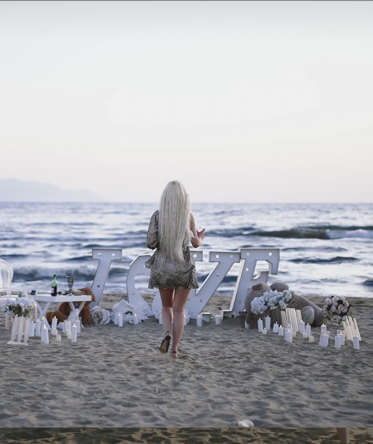 marry me veya love yazılı konsept